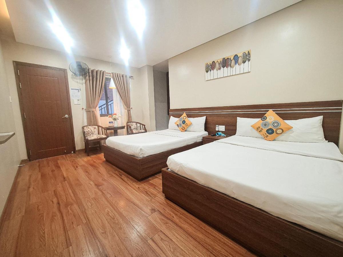 Quan Quan Hotel Дананг Екстериор снимка